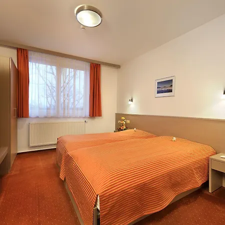 Parkhotel 4* Hluboká nad Vltavou