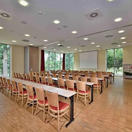 Otel Lh Parkhotel Congress & Wellness 4*