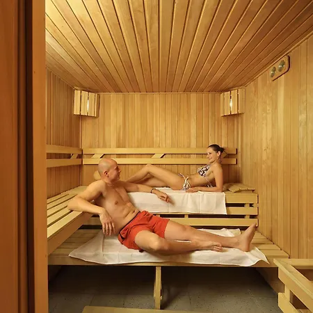 Lh Parkhotel Congress & Wellness Hotel 4*