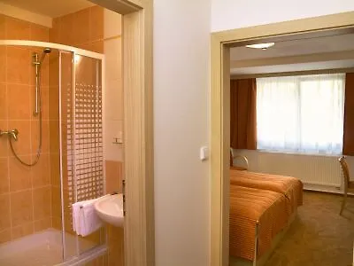 Otel Lh Parkhotel Congress & Wellness