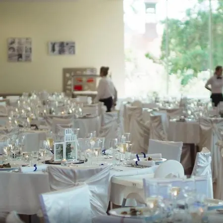 Lh Parkhotel Congress & Wellness Hluboká nad Vltavou